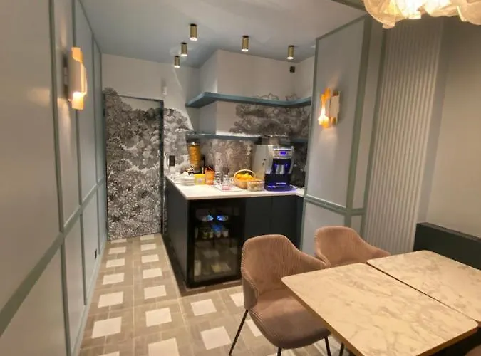 Amadeus Paris