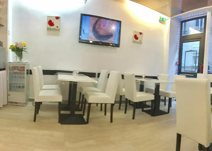 Hotell Amadeus 3*