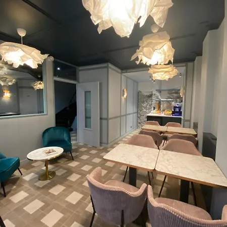 アマデウス パリ