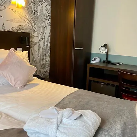 Amadeus Hotel París