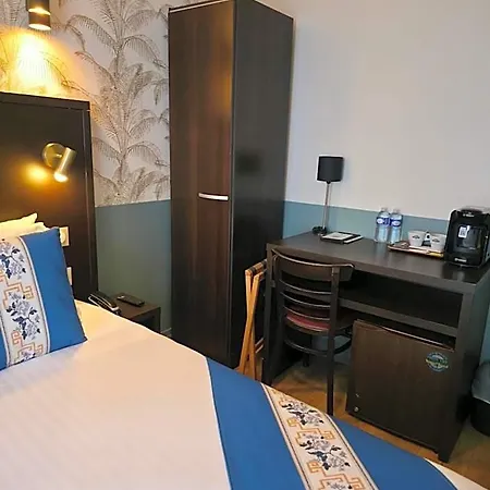 Amadeus Hotel