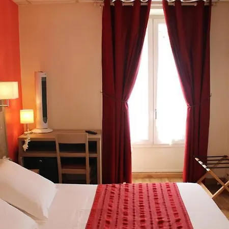 Amadeus Hotel