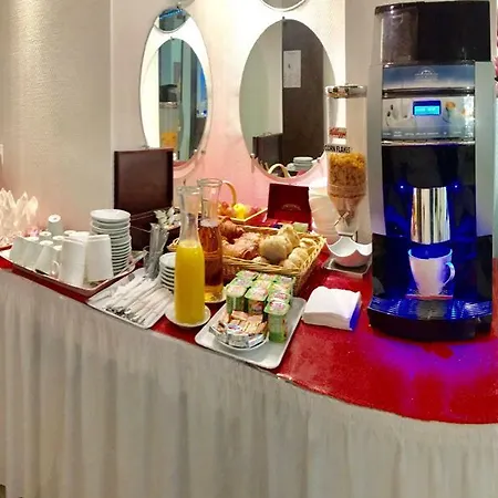 Otel Amadeus Paris